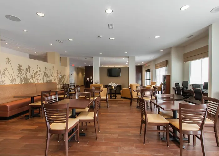 Hotel Sleep & Medical Center Fargo